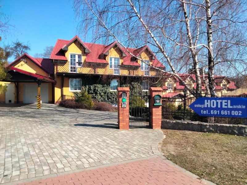 Zajazd Restauracja Machliny Bagian luar foto