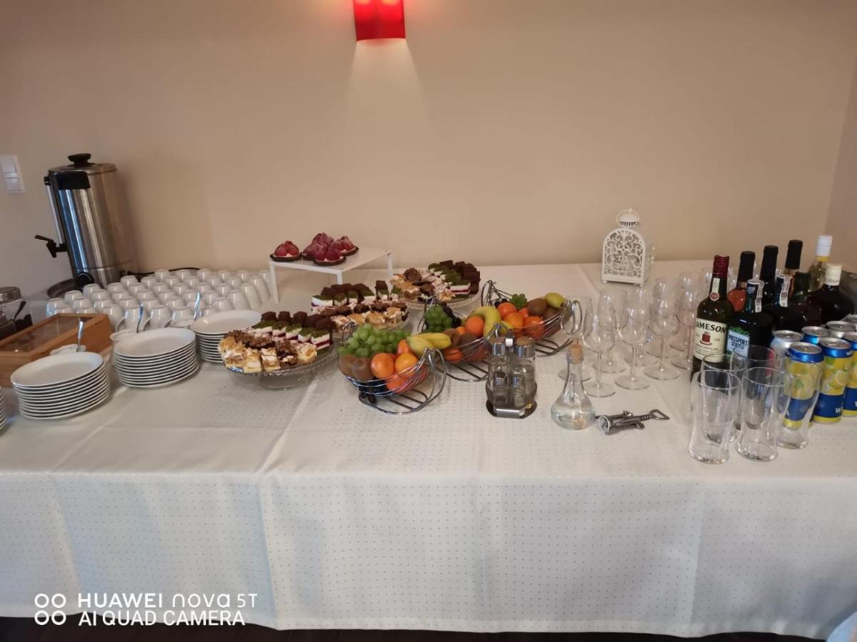 Zajazd Restauracja Machliny Bagian luar foto